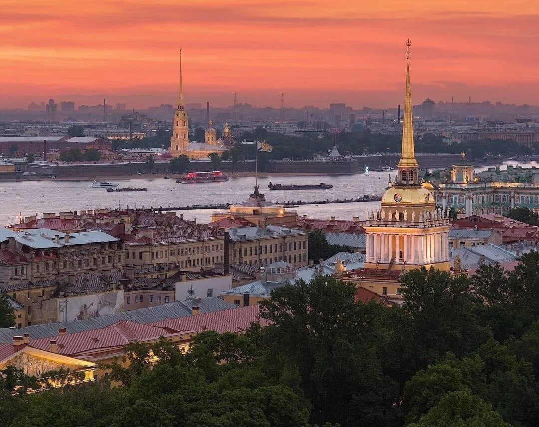 Белые ночи в петербурге. Адмиралтейство и петропавловская крепость. белые ночи санкт-петербург. пик белых ночей в санкт-петербурге. петербург адмиралтейство белые ночи.