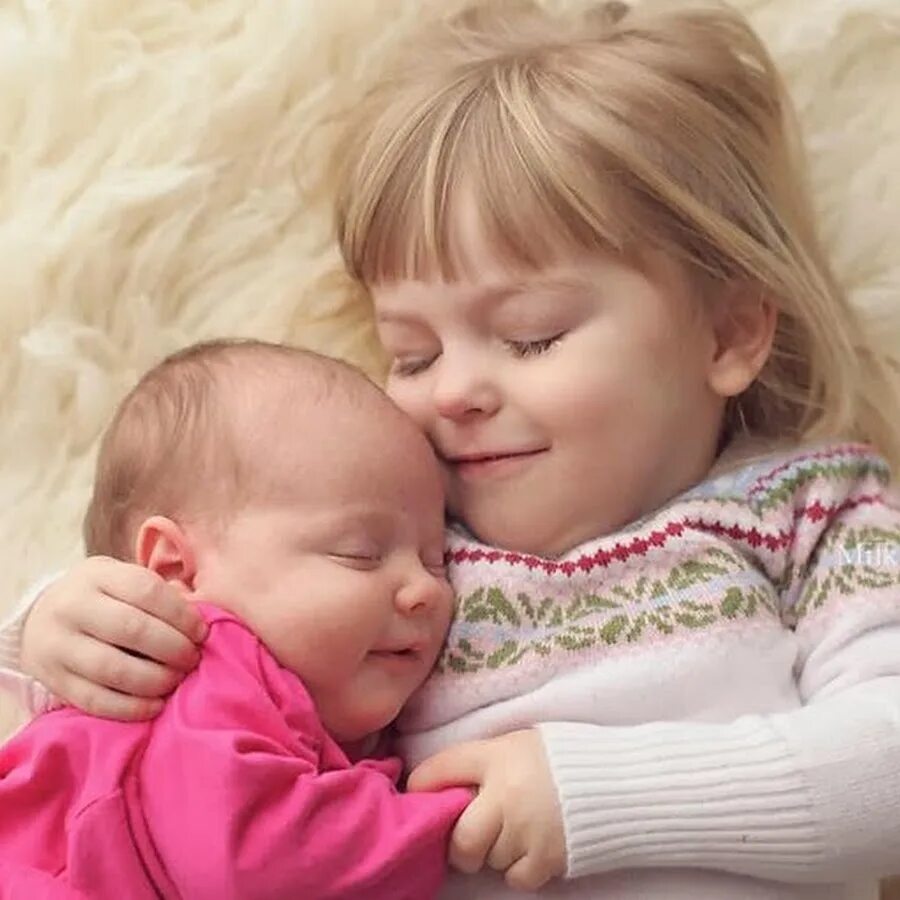 He is my sister friend. Sister meaning. Любовь сестры a sister's Love. A sister's Gift.