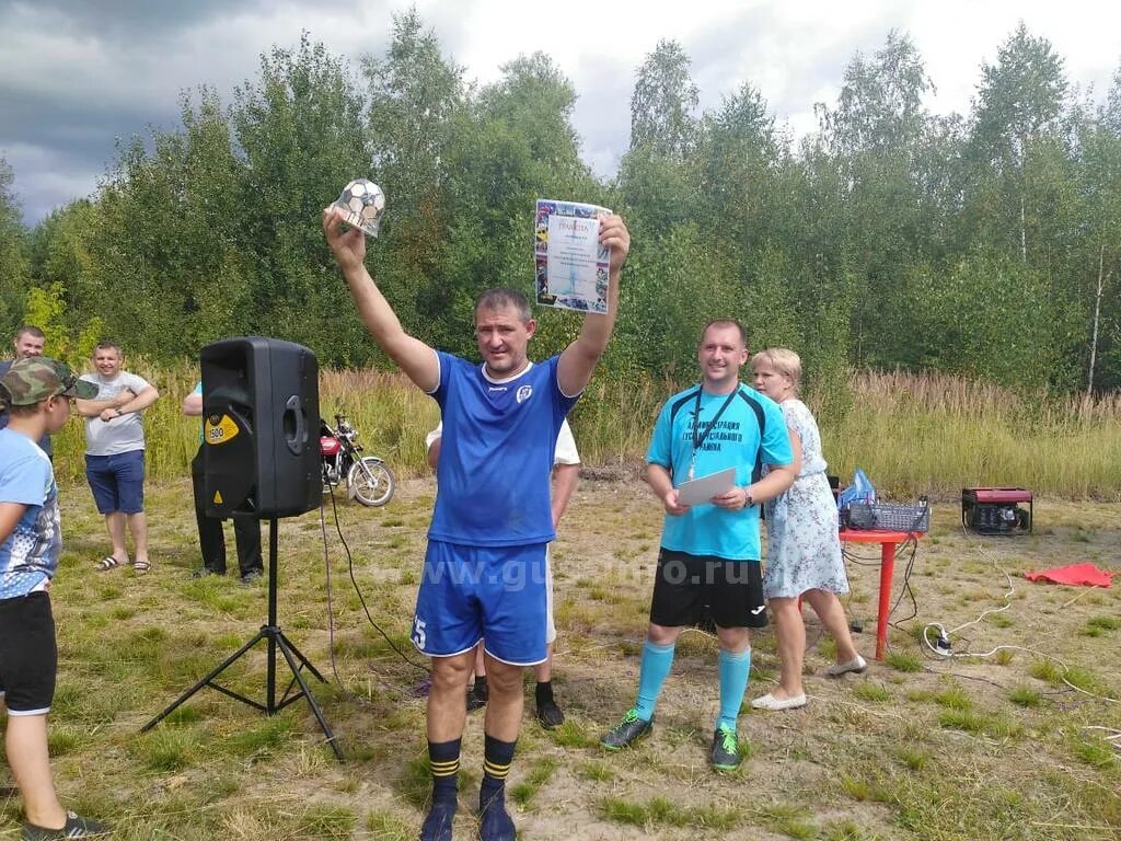 Погода в гусь хрустальном владимирской области. Поселок Великодворский Гусь-Хрустальный район. Поселок Великодворье Гусь Хрустальный район. Администрация поселка Великодворский Гусь Хрустального района. Великодворский Гусь Хрустальный.