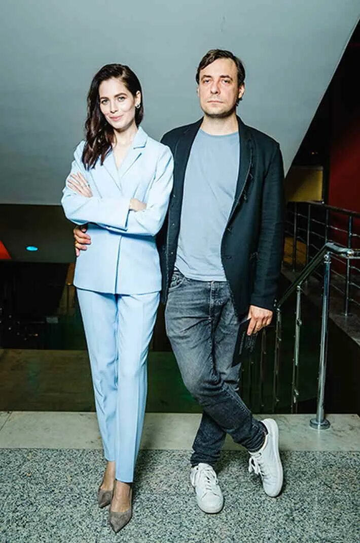 Евгений цыганов и юлия снигирь фото. Снигирь и цыганов разошлись. Юлии снигирь и евгения цыганова. Юлия снигирь и евгений цыганов. Снигирь и цыганов разошлись.