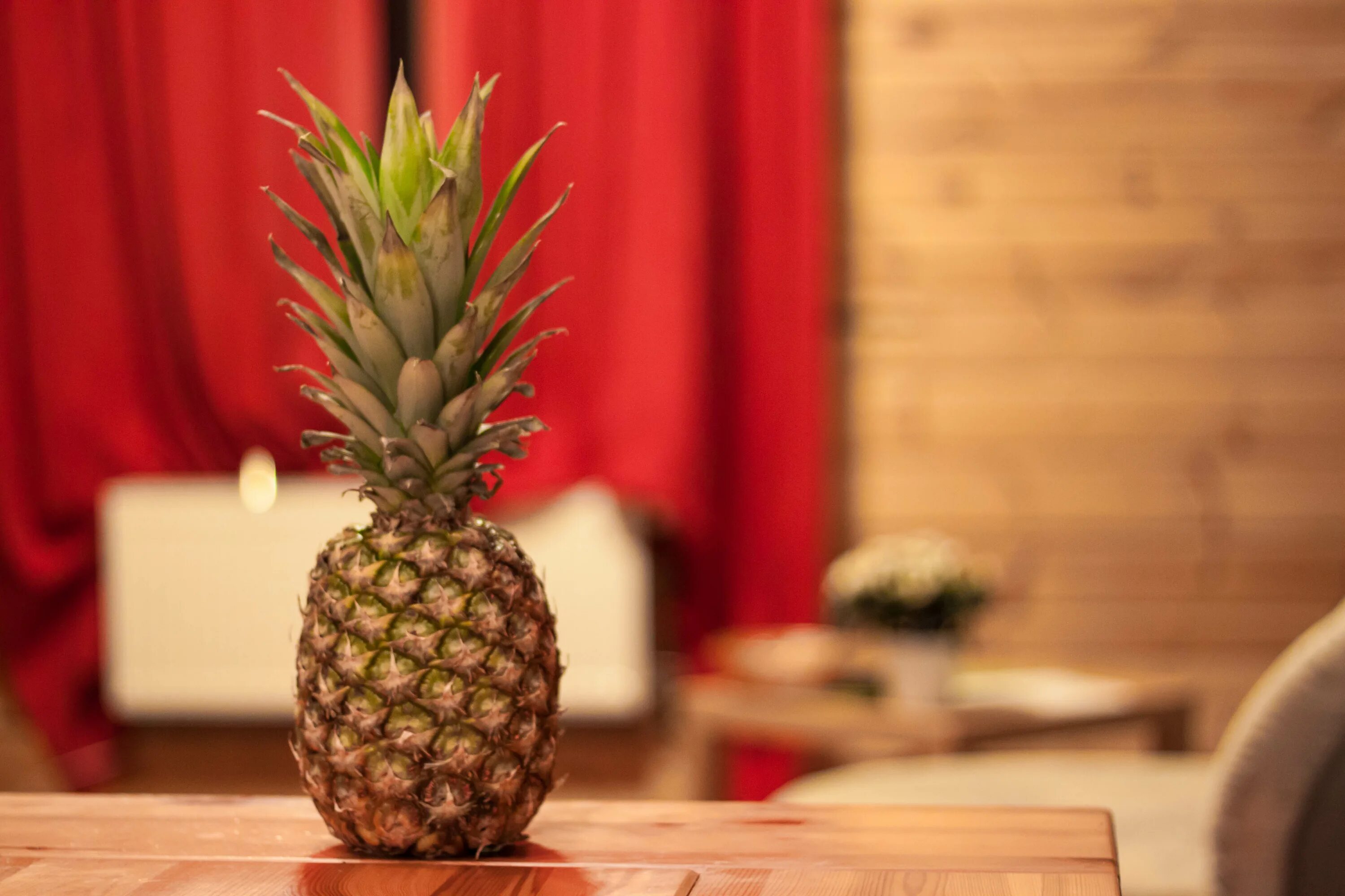 Sweet Fresh Pineapple Organic Pineapple For Eu,Usa,Japan,Uae,Korea Market From