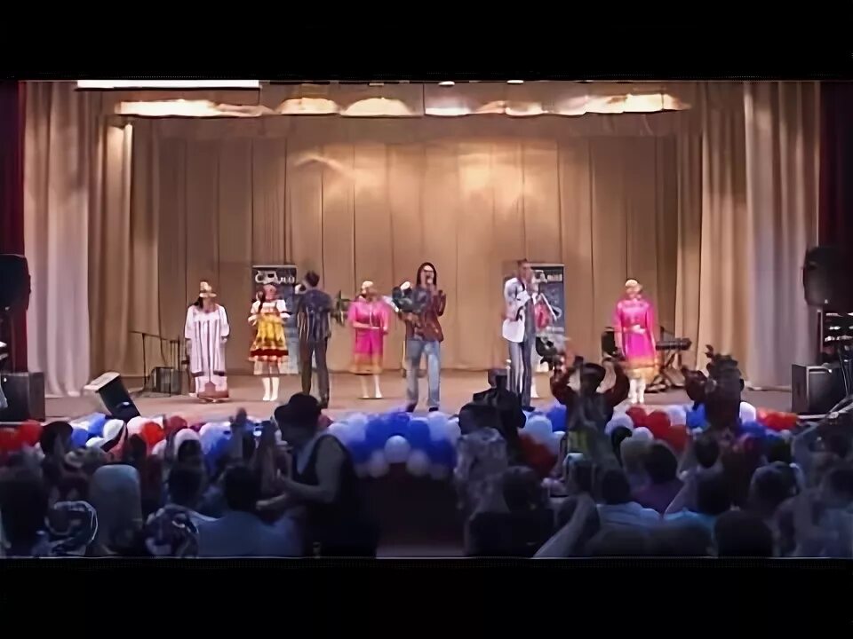 Доярочка группа садко. Мордовочка группы садко. Группа садко фото. Группа садко эх мордовочка моя. Еду в мордовию группа садко.