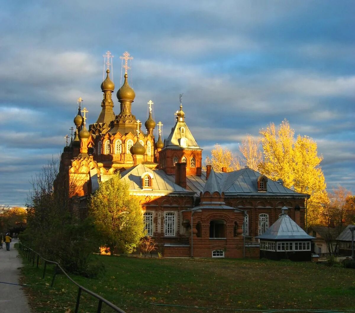 Храмы пустыни монастыри