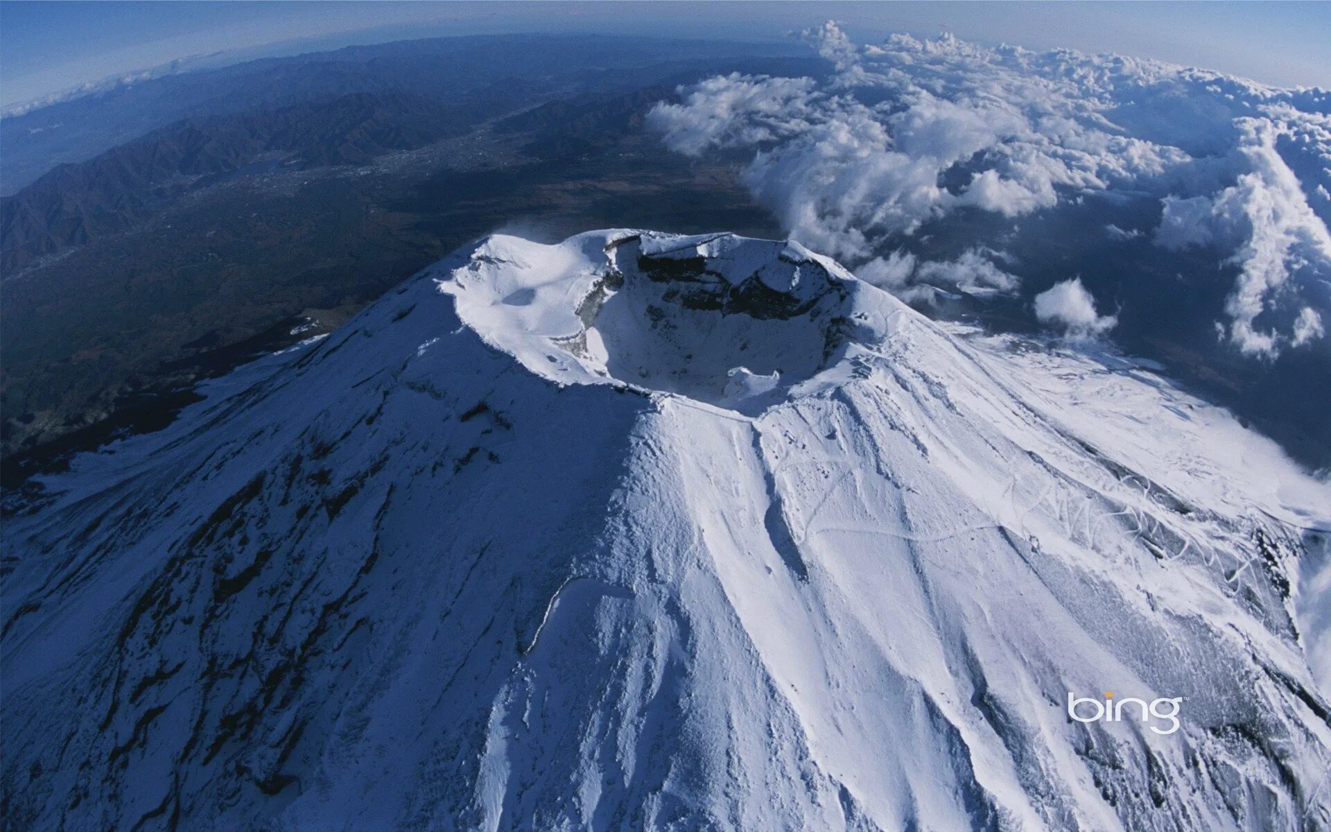 Эльбрус гора вулканы по высоте. Вершина горы Фудзияма. Гора Эребус. Япония Фудзияма вершина. Вулкан Эребус.