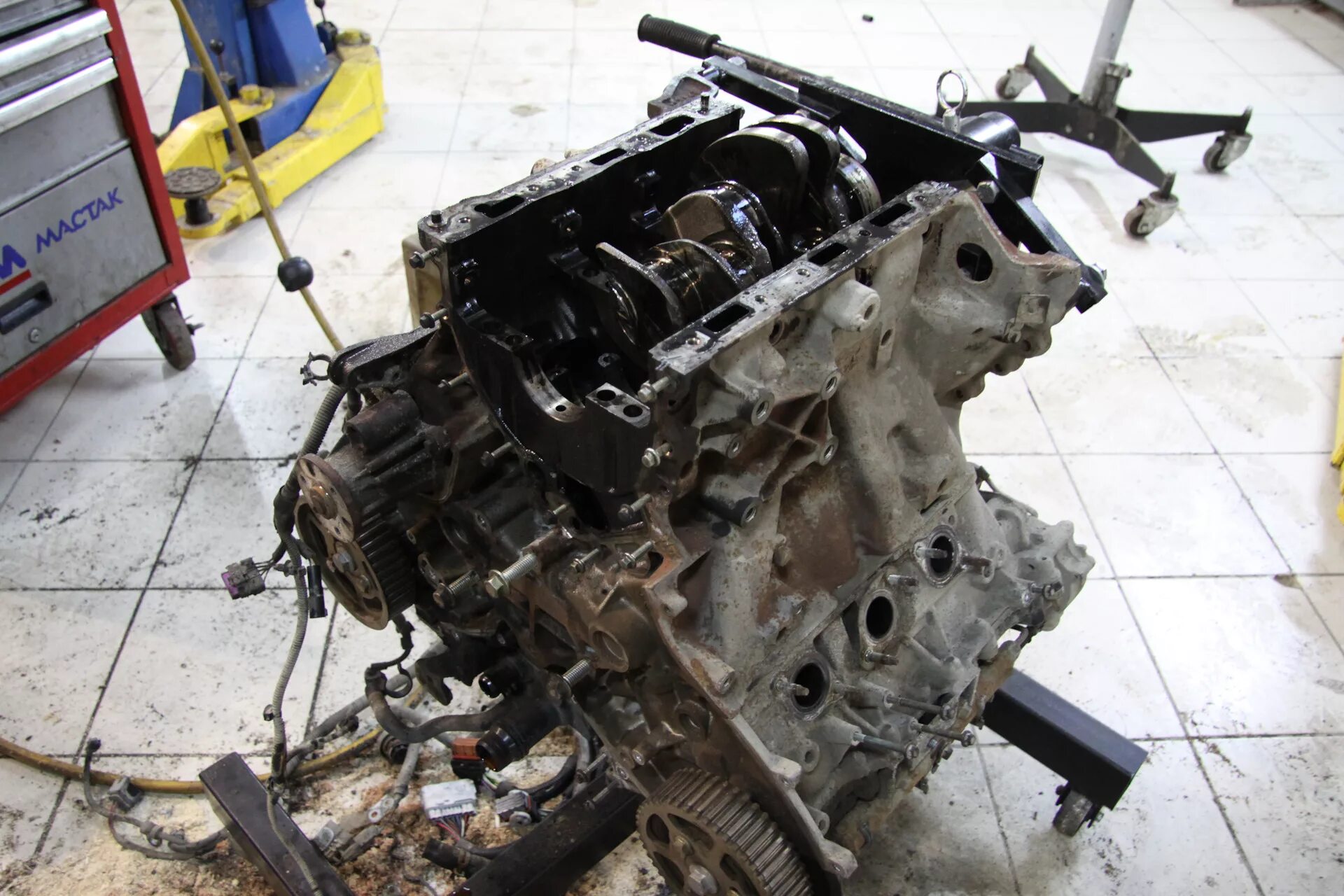 Снятие и дефектовка двигателя. - Land Rover Discovery III, 2,7 л, 2005 года визи