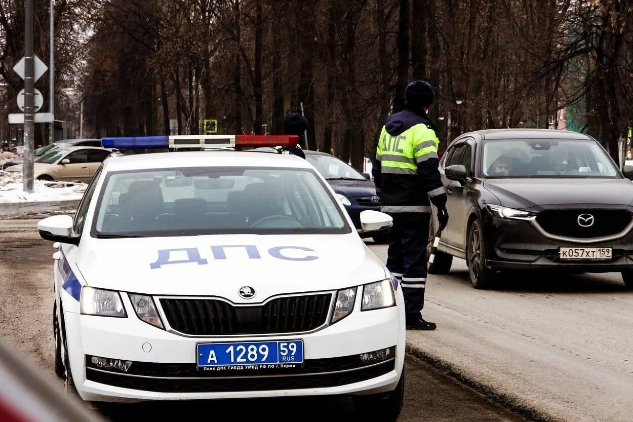 Номер гибдд пермь. ДПС. ДПС Пермь. Автомобили ДПС по Пермскому краю. Госавтоинспекция Пермь.