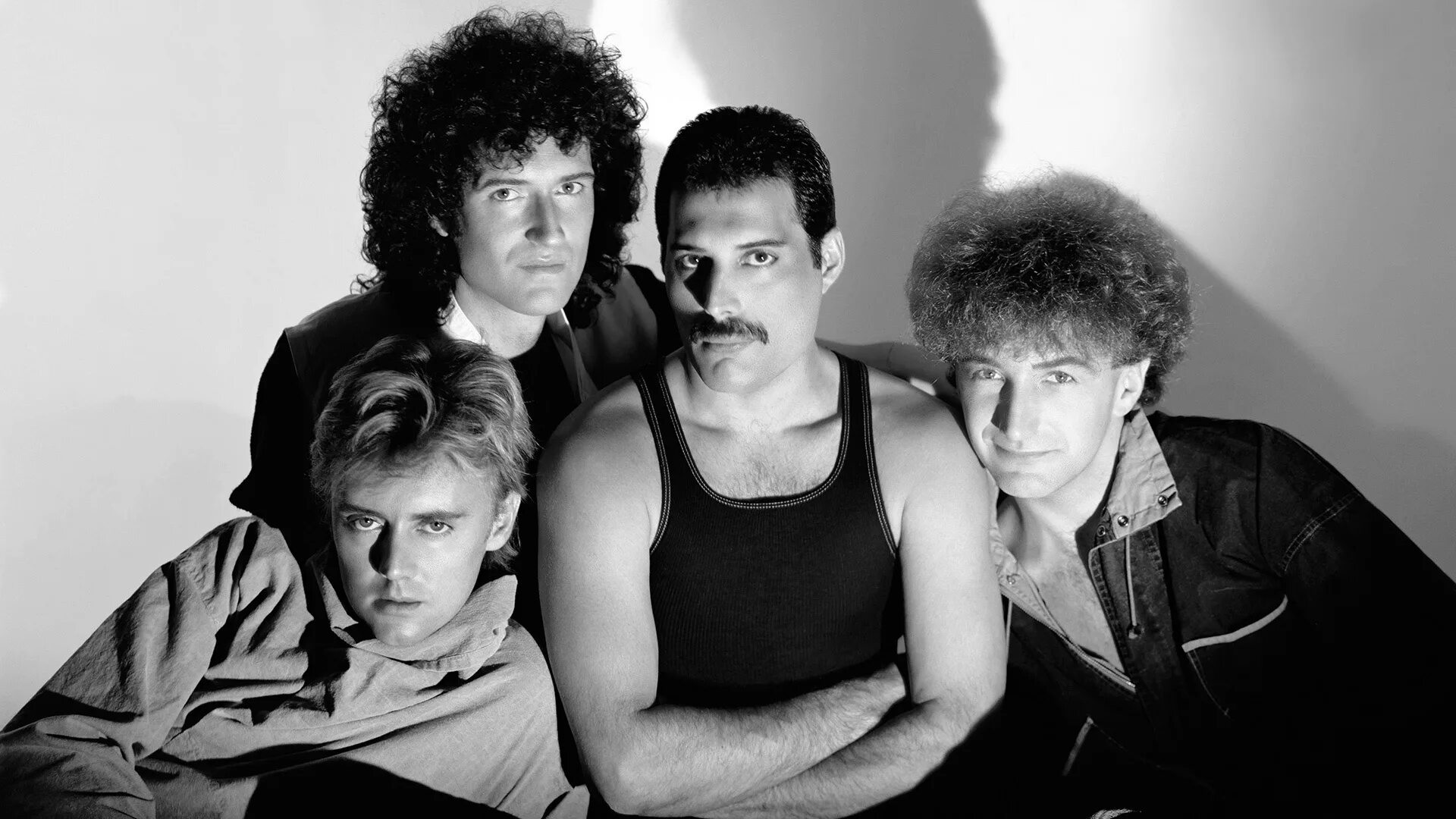 Queen Band 1984. Группа Квин. Группа Квин фото. Queen группа 80. Самая популярная группа за всю историю