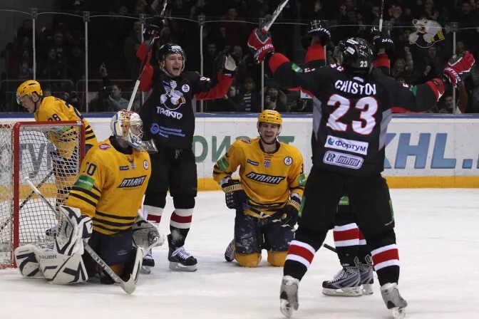 Трактор витязь. Торпедо трактор. Трактор нефтехимик. С кем сегодня играет трактор. С кем сегодня играет трактор.