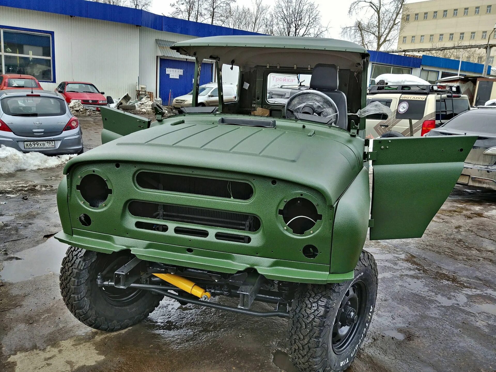 Зеленый матовый УАЗ 469. УАЗ 469 Раптор. УАЗ 469 хаки Раптор. УАЗ 469 зеленый Раптор. Зеленые хантеры