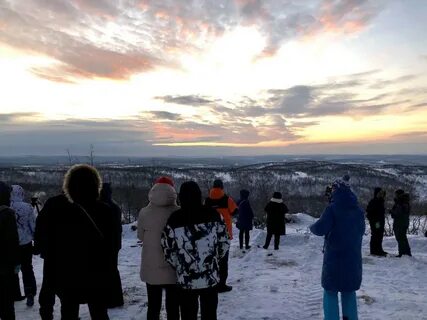 Мурманск день ночь
