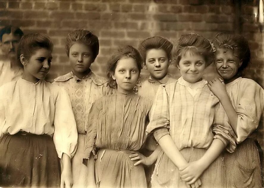 Старинные или стариные. Старинные или стариные. Медные складни староверов. Старинные или стариные. Старинные или стариные.