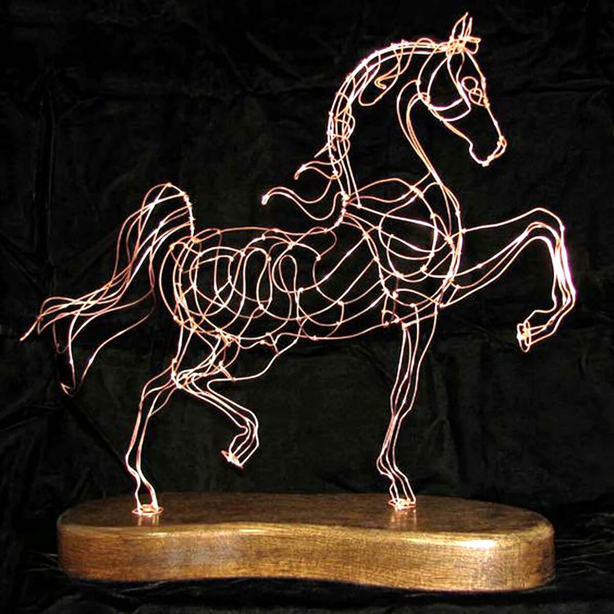 Декоративные изделия из проволоки. Каркасные фигуры животных. Объемные фигуры из проволоки. Фигуры из проволоки. Декоративные изделия из проволоки.