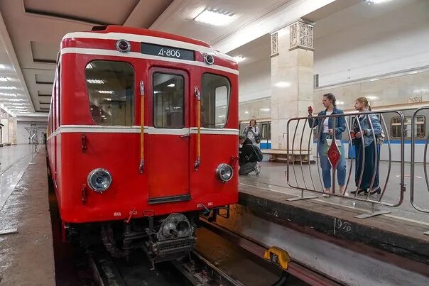 Поезд метро. Парад поездов метро. Поезд метро Москва. Парад поездов Московского метро. Парад поездов в москве