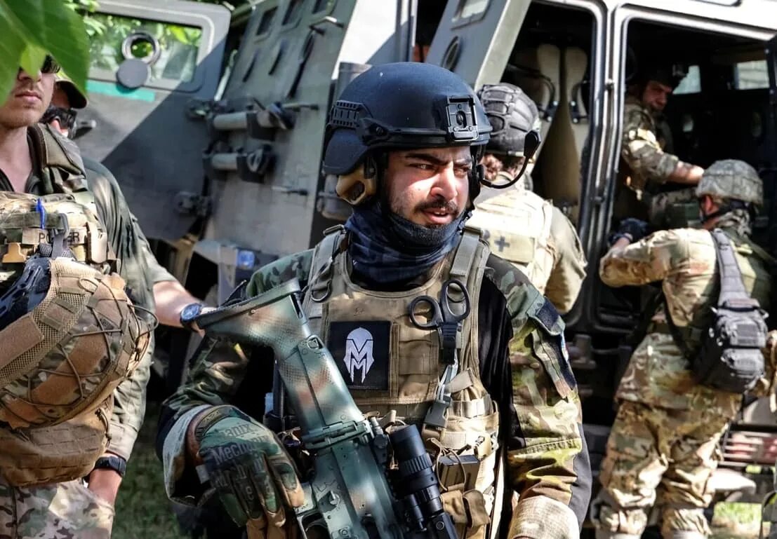 Иностранный легион в украине. Интернациональный легион территориальной обороны. Иностранные наемники на украине. Интернациональный легион украины. Наемники на украине иностранного легиона.