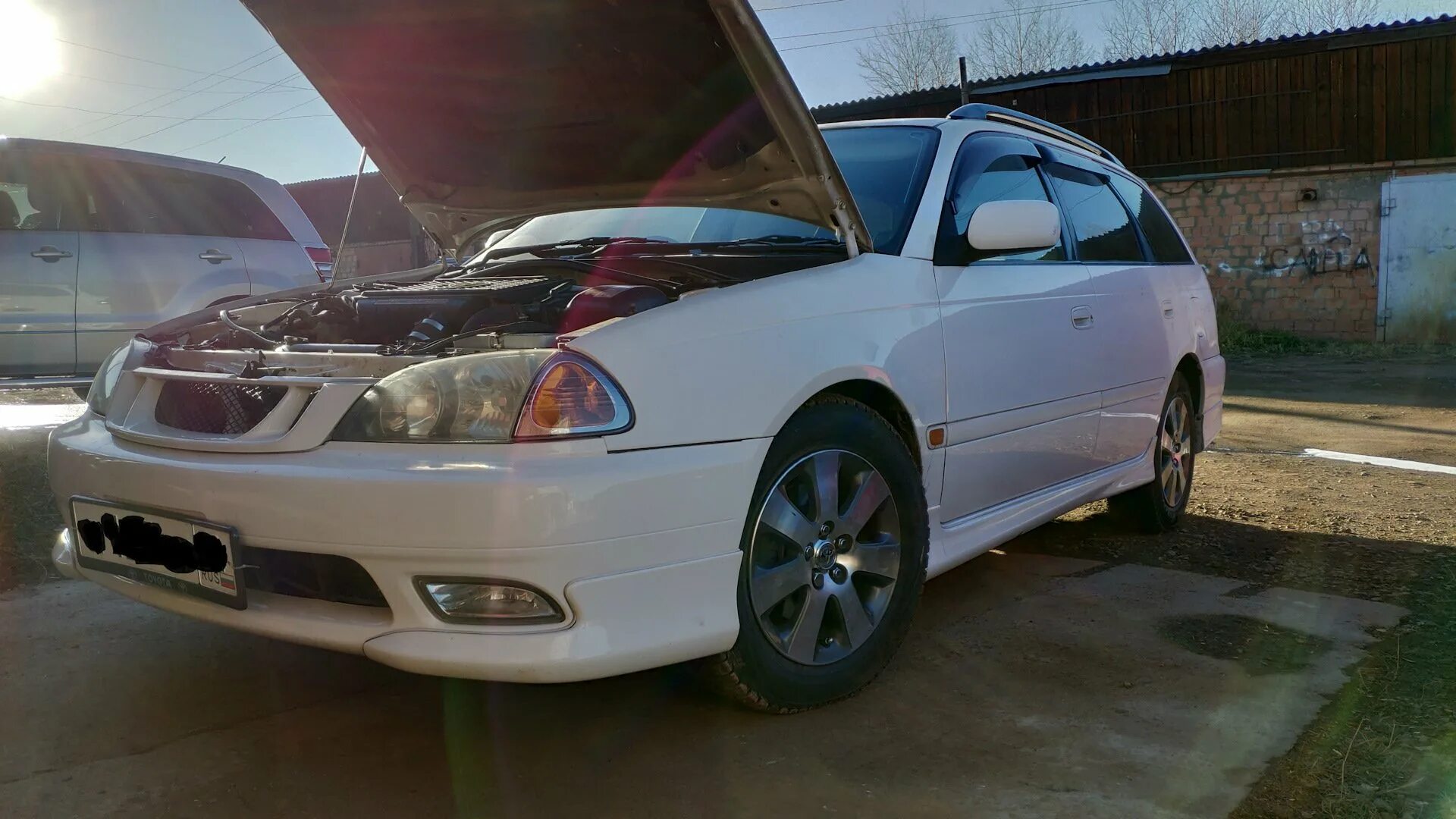 Тойота калдина б у. Тойота калдина 215. toyota caldina 215 кузов. caldina 215 gt. калдина 215 w.