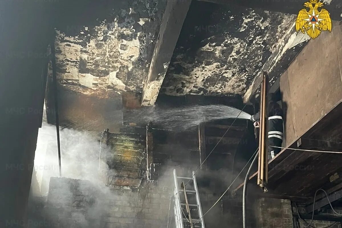 Что горит в калуге сейчас. Пожары в калужской области. пожар в калуге сегодня на кадви. кадви калуга горит цех. пожар в калуге сейчас на московской 313.