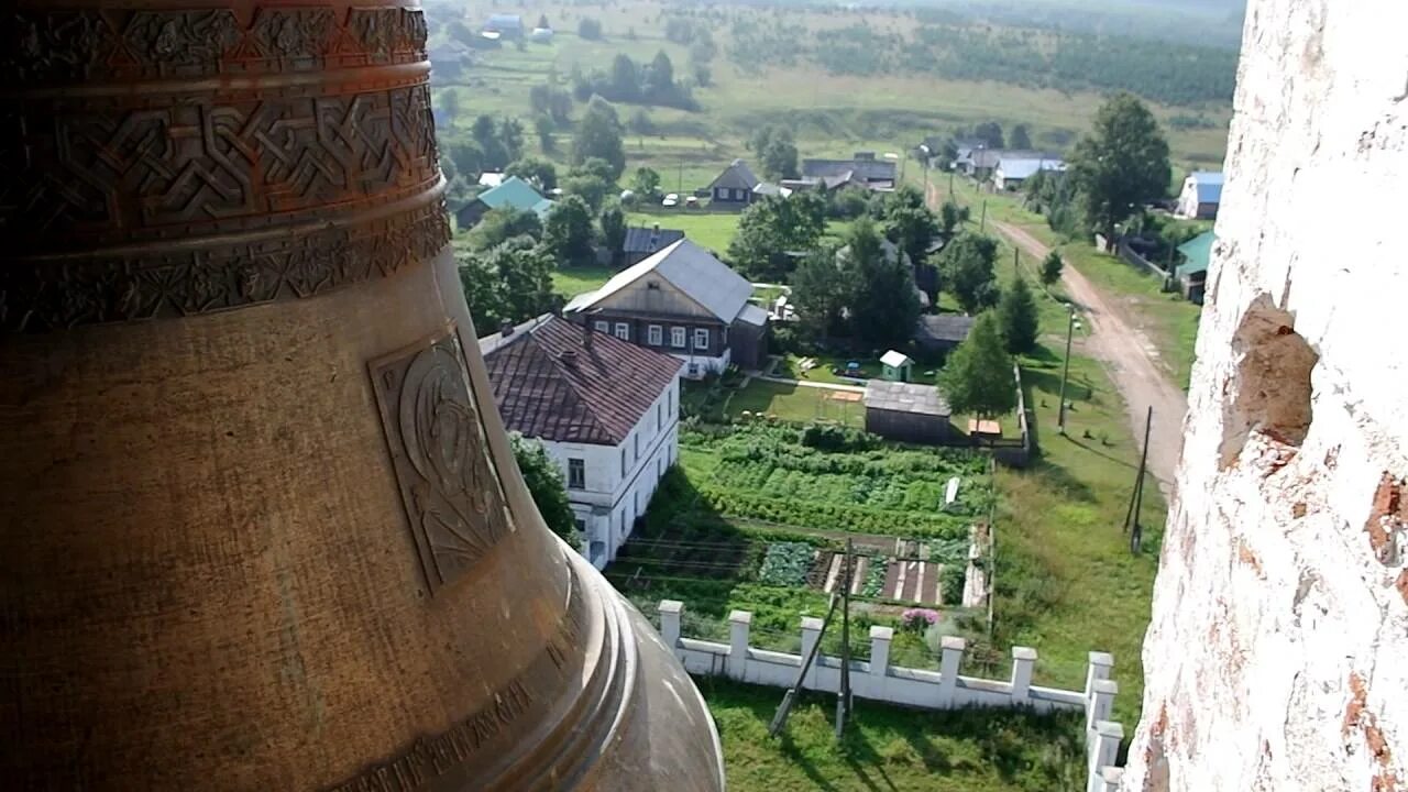 Ютуб звон. Великорецкое Кировская область. Колокольня Ильи пророка Великорецкое. Великорецкое село река Великая. Великорецкое подворье.