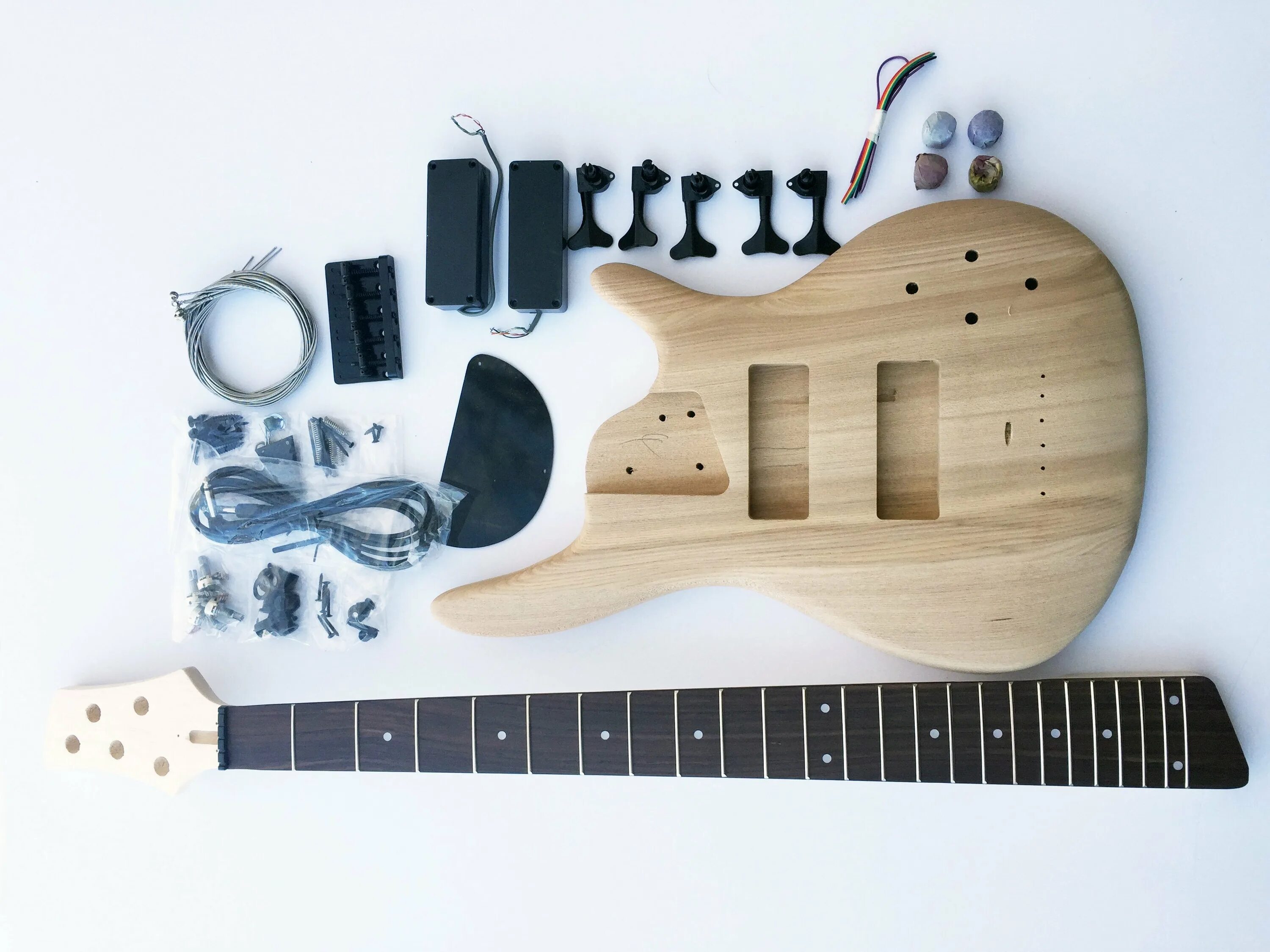 Создать бас. Бас гитара kit. кит с гитарой. bass guitar kit. yamaha p-bass 5 string.