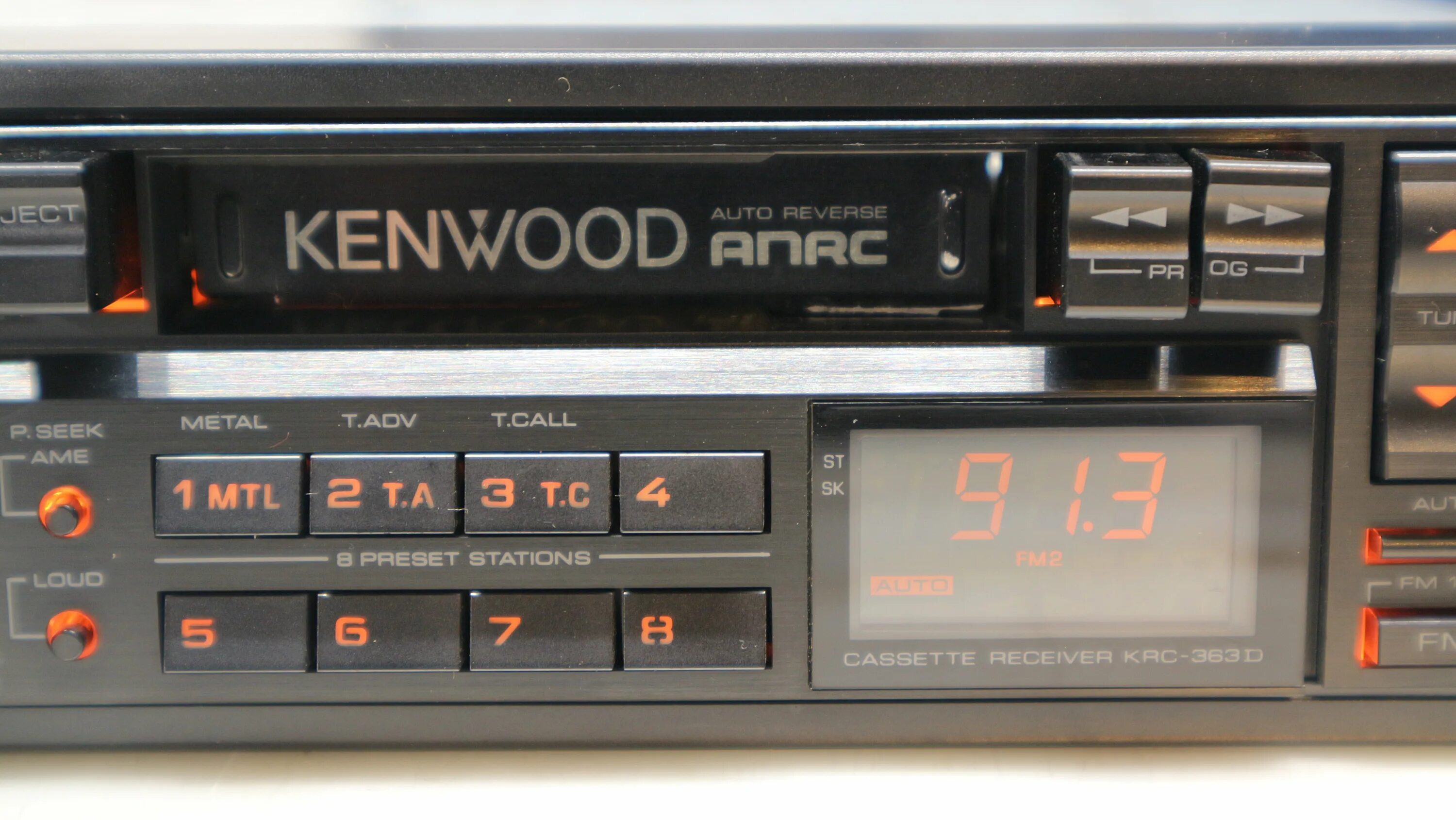 Пионер или кенвуд. Кенвуд krc 363d. mustang stereo cassette car stereo model. 808. sony car radio 1985. car radio knutsson - 8000.