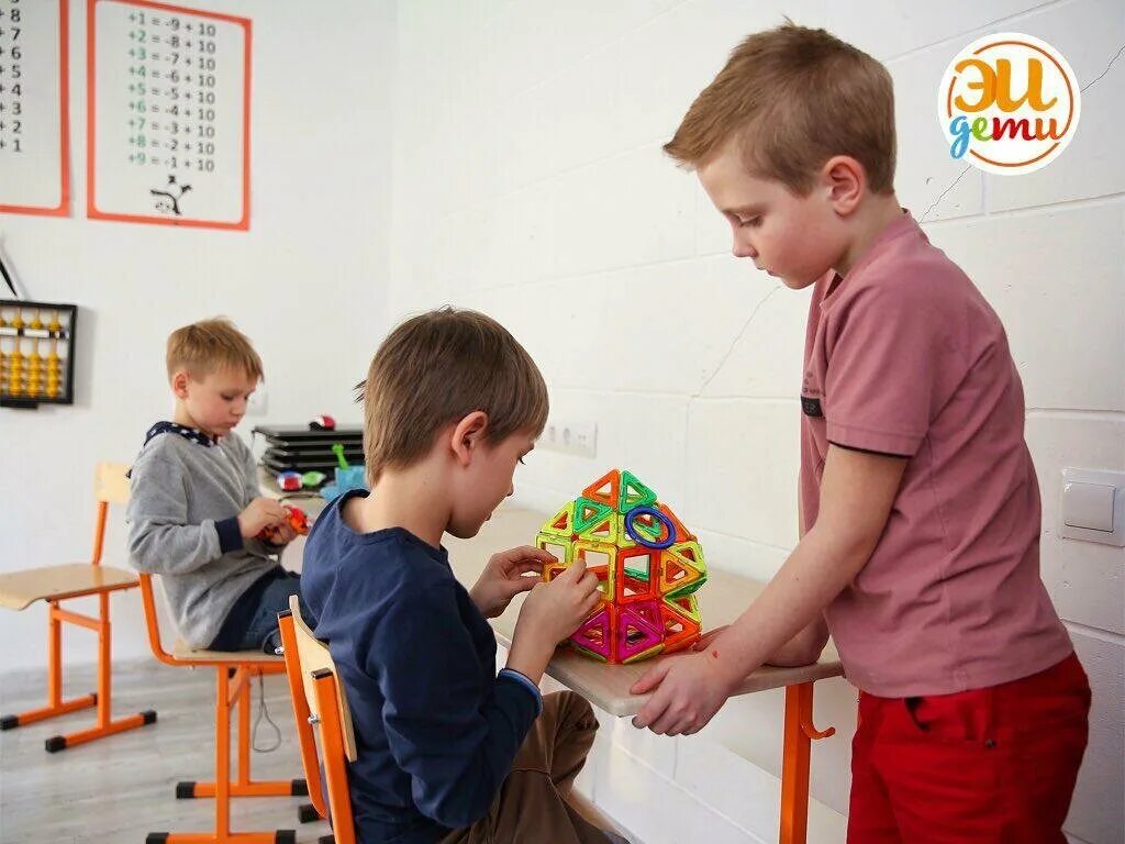 директор детского клуба я-гений фото. детский центр новосибирск. развивающий центр. детский развивающий центр новосибирск. детские центры "чудо-чадо".