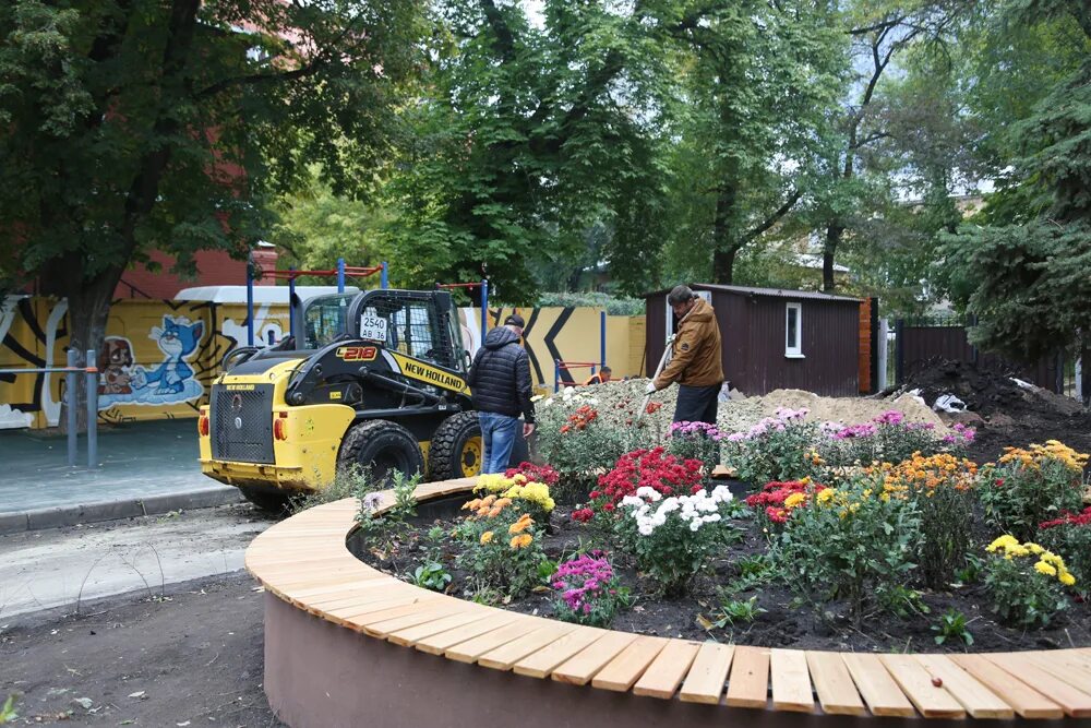 Никитинский сквер воронеж. Благоустройство города воронеж\. Реконструкция проспекта революции в воронеже. Благоустройство воронеж. Городской двор.