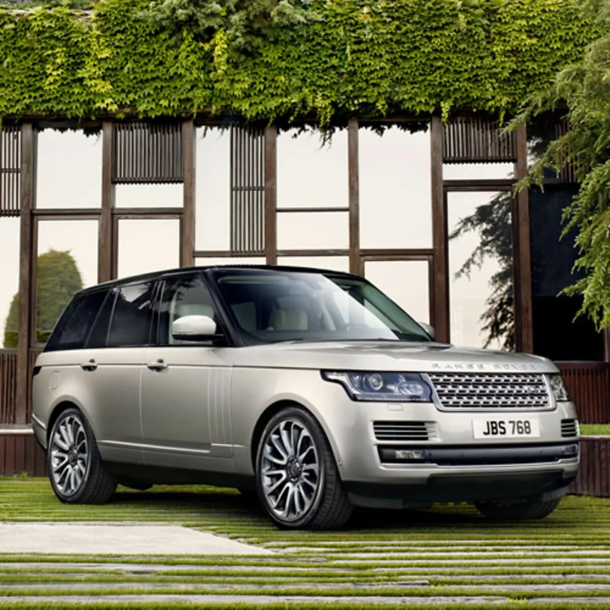 Range rover i. Range rover vogue 2025. рендж ровер седан. range rover autobiography. рендж ровер автобиография 2013.