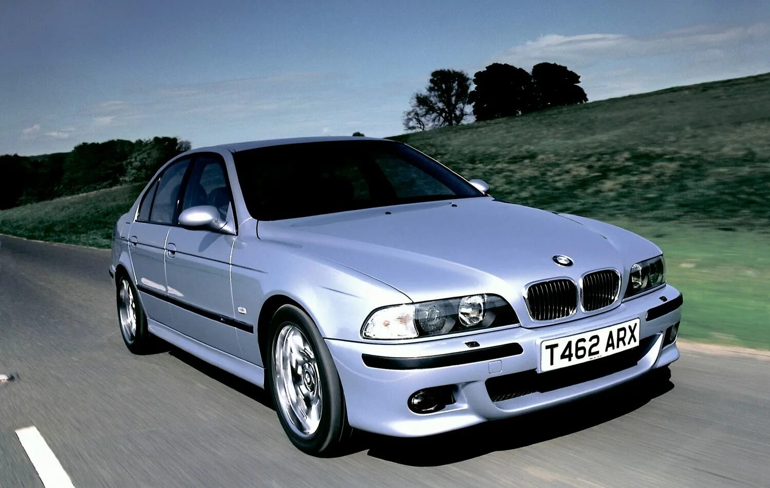 Авито м5 купить. BMW m5 e39 2000. BMW 5 e39 2000. BMW e39 1998. BMW m5 e39 2003.