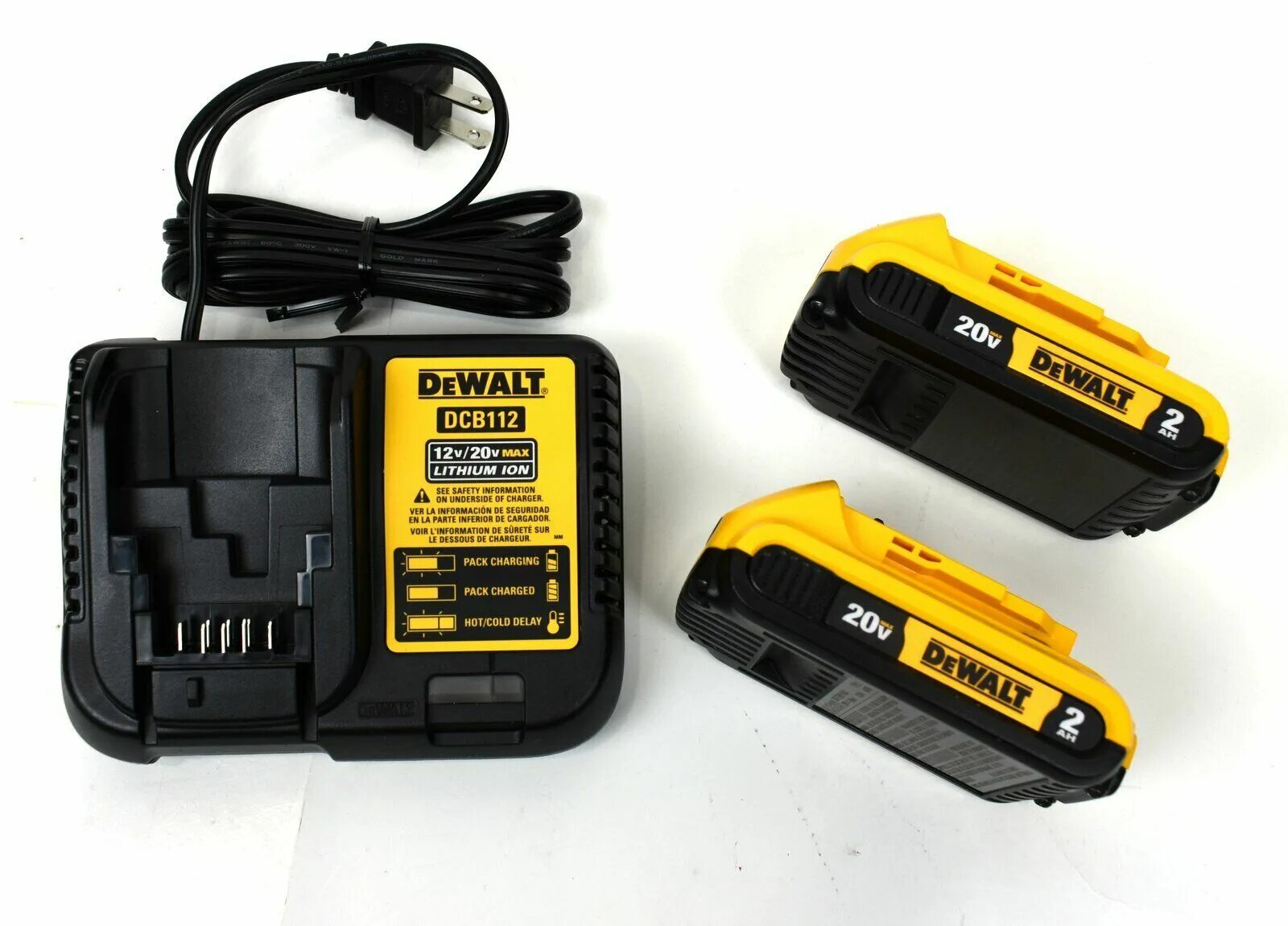 Девольт 12 вольт. Dewalt 12. аккумуляторы dewalt 12v. аккумулятор девольт 12. dcb112.