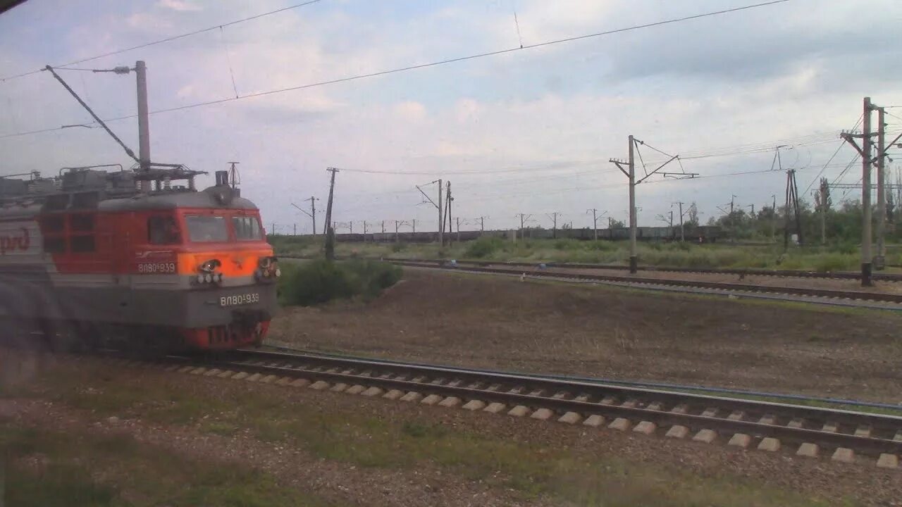 Горящий паровоз. Электричка таловая новохоперск. 2тэ10у моршанск. Электричка колено новохоперск. Электричка колено новохоперск.