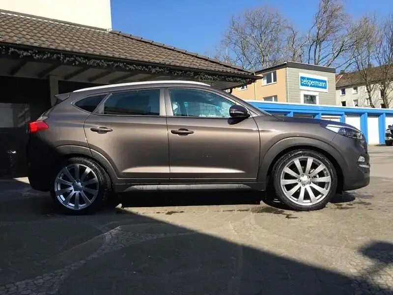 Диски туксон 2017. Диски hyundai tucson r19. туксон колеса r 20. hyundai tucson 20. хендай туссан на дисках r19.