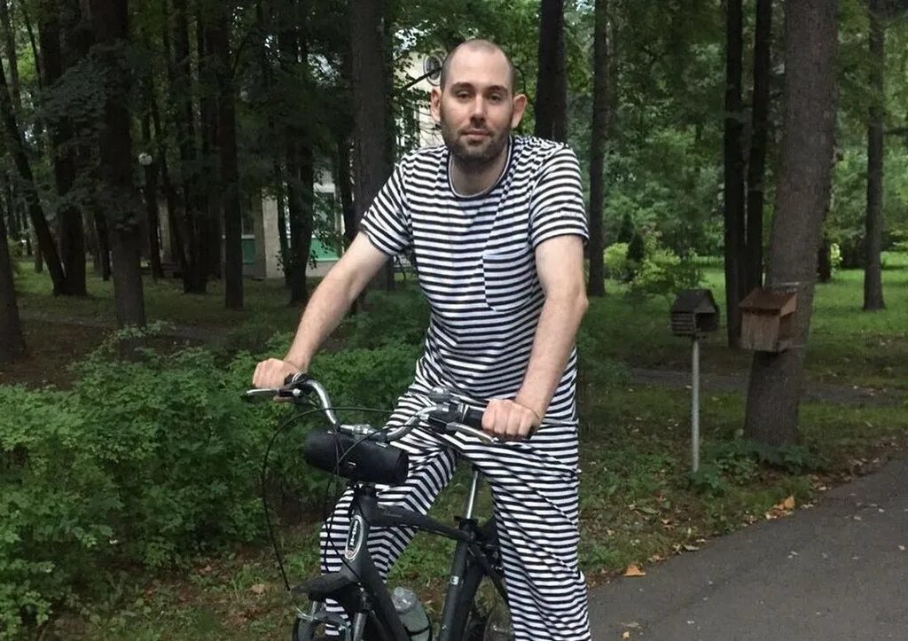 Слепаков окаянные. Слепаков окаянные. Сериал про самоизоляцию окаянные дни. Фильм слепакова окаянные дни. Окаянные дни сериал 1 серия.