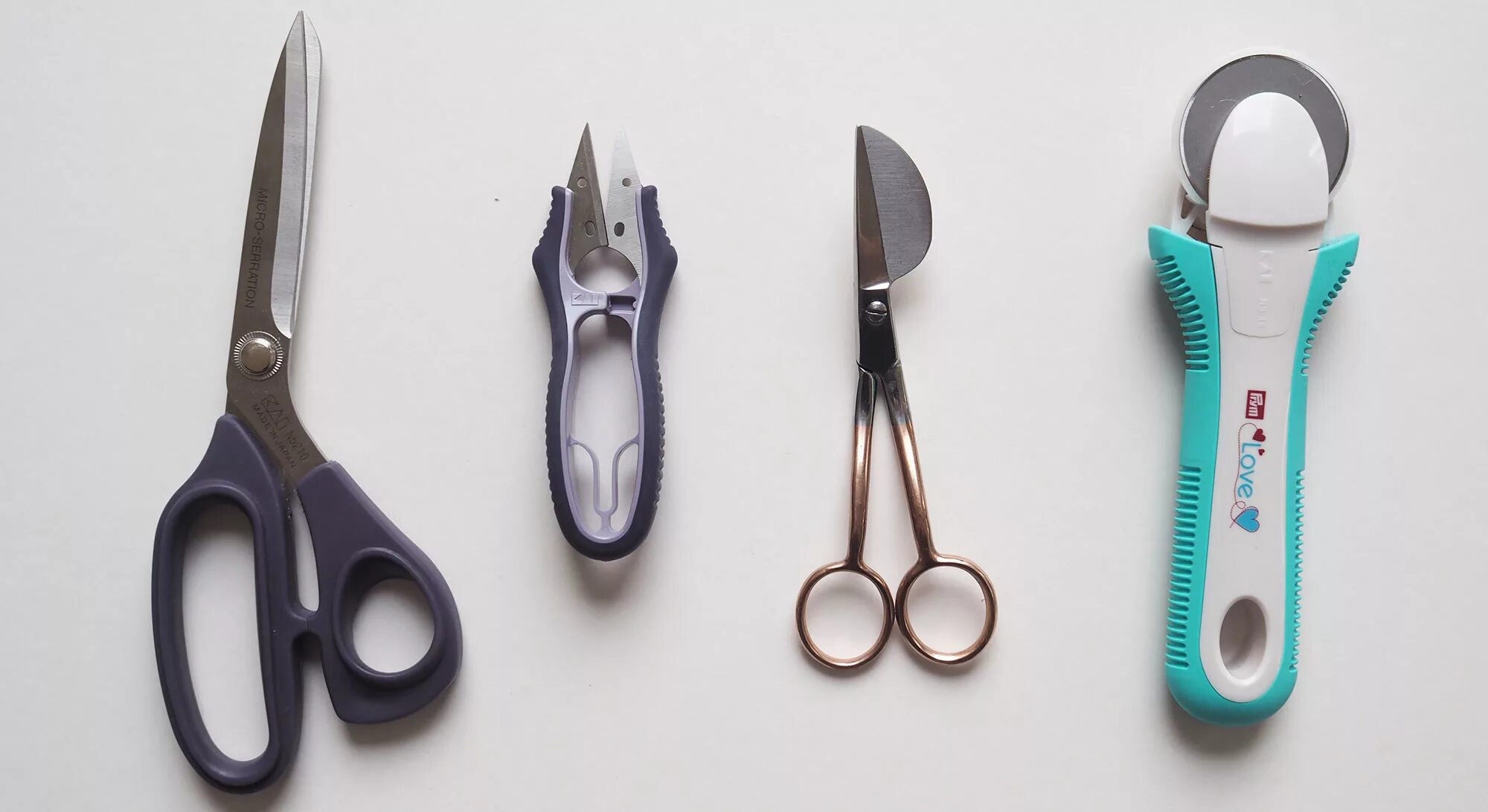 A pair of scissors
