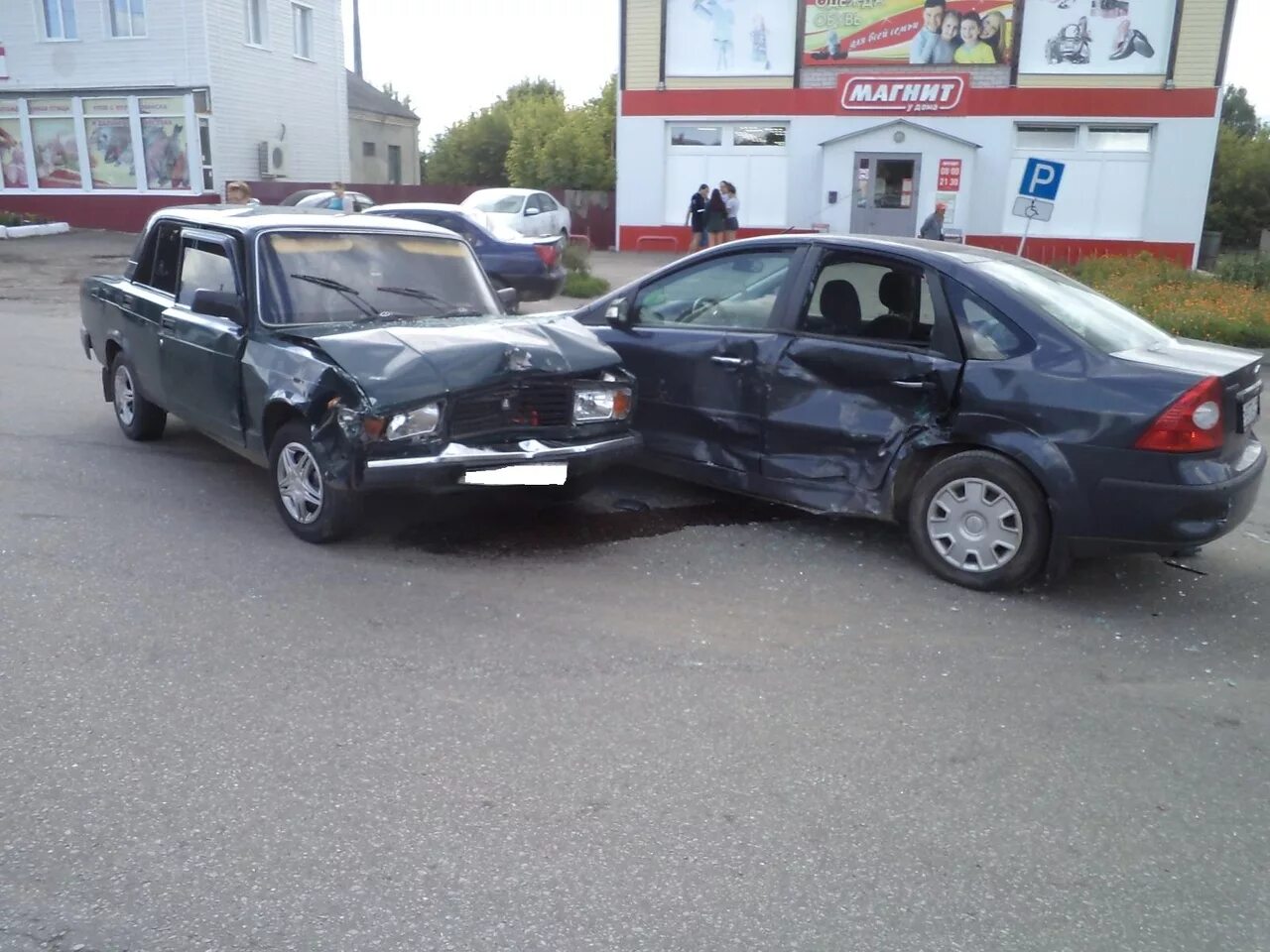 хотынец школа. погода в москве на 14. авария орел хотынец дтп. хотынец пгт орел. школа 11 класс.