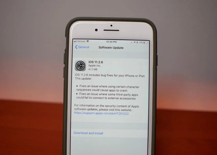 Подписанные прошивки ios. Ios определяет неизвестное устройство в iphone фото. Ios подписывается. Айос 9. Ios подписывается.