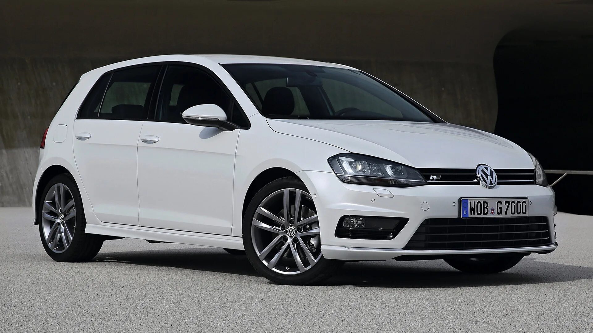 Эр лайн. Volkswagen Golf 7.5 r line. Volkswagen Golf mk7 r line. VW Golf 7 r. VW Golf mk7,5 r-line.