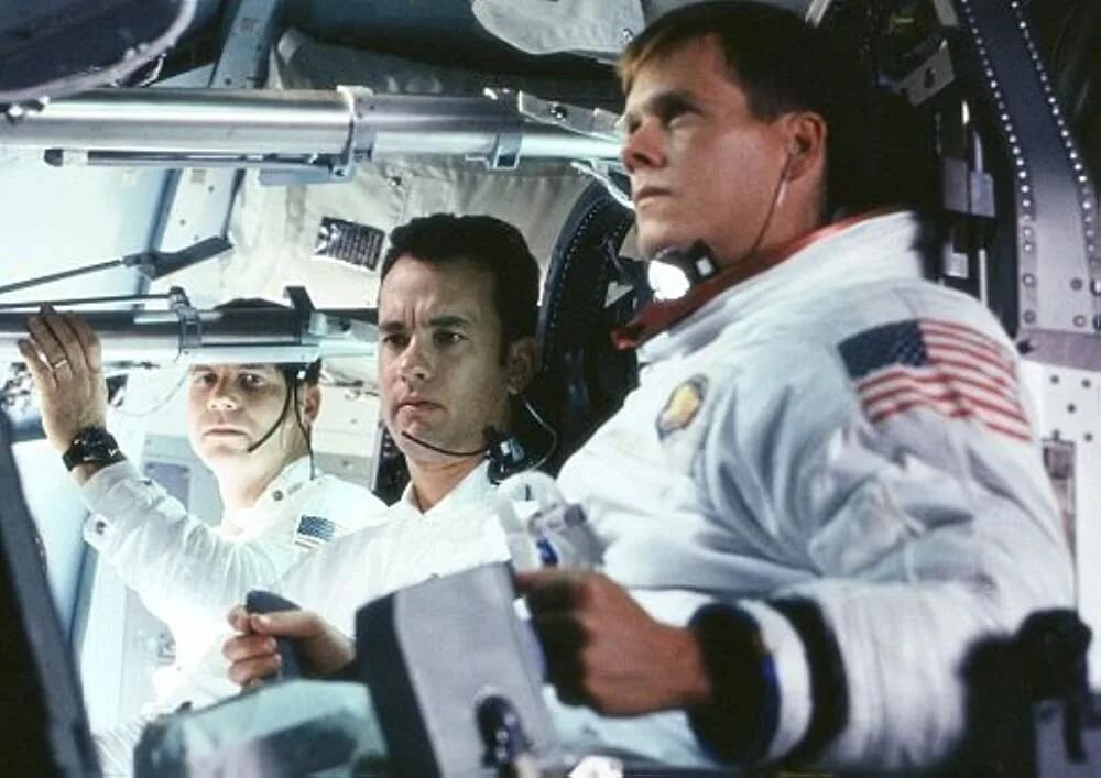 Apollo tom. Том хэнкс аполлон 13. apollo 13 1995. кевин бейкон аполлон 13.
