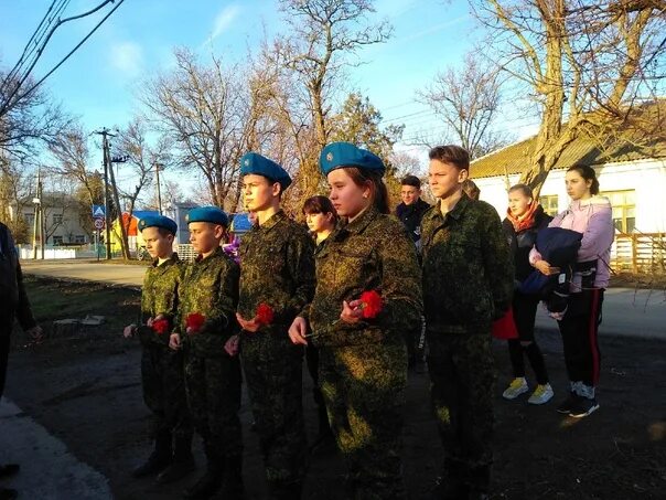 МОУ Азовская школа гимназия имени Николая Саввы. Азовская школа Джанкойский район. Гимназия Николая Саввы Азовская школа. ЭЛЖУР Азовская школа гимназия имени Николая Саввы. Электронный журнал азовская школа