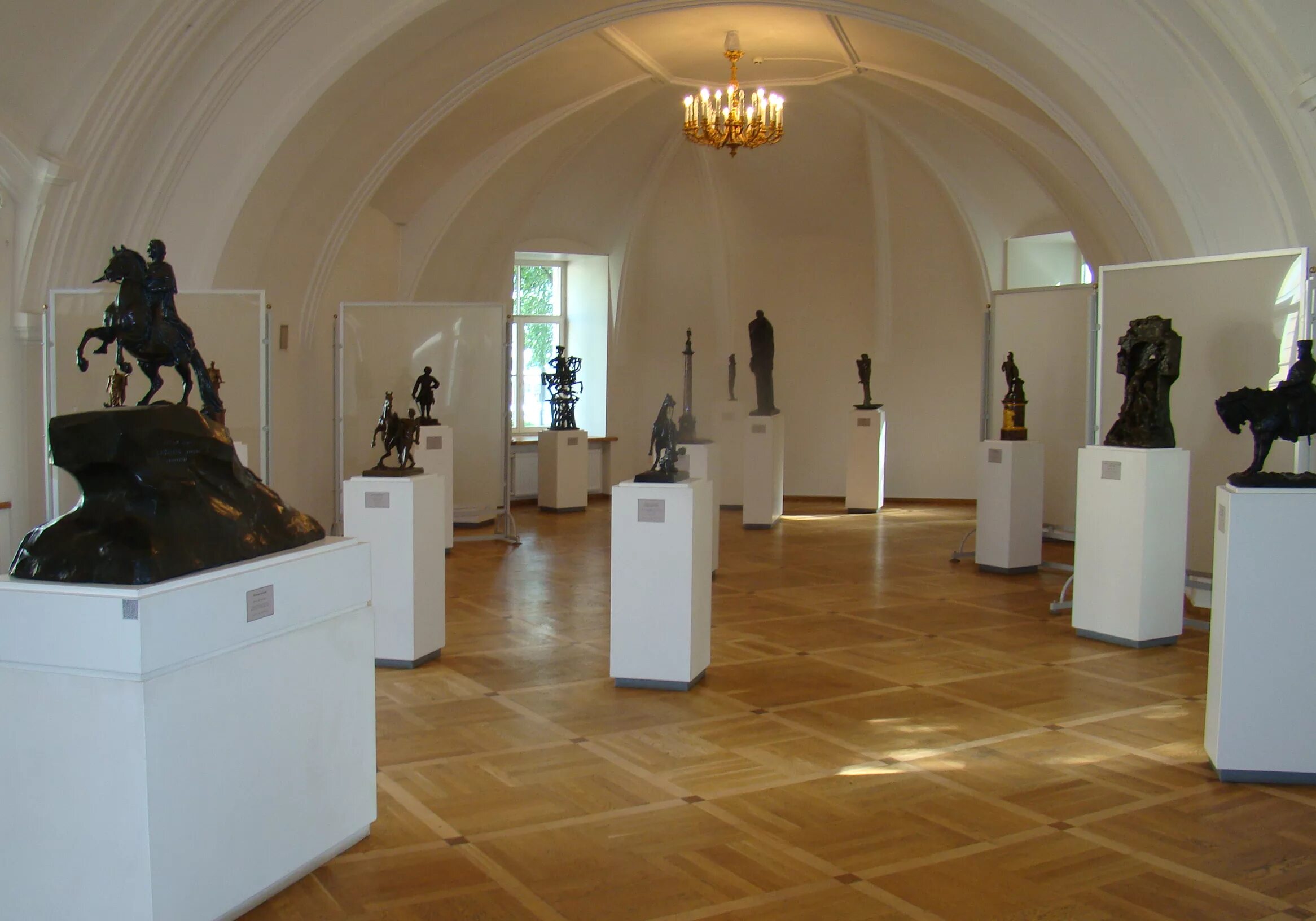 музей городской скульптуры невский 179. музей городской скульптуры невский 179. музея городской скульптуры спб. музей скульптуры санкт-петербурга на александра невского. аникушина.