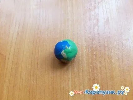Фото земли из пластилина