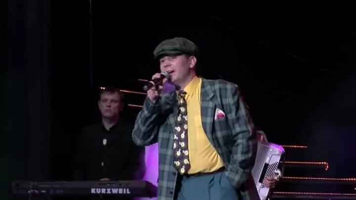 Не балуй алексей стёпин. Песня не греши алексей степин. Песня не балуй алексей. Уголёк алексей стёпин. Степин алексей bdc.