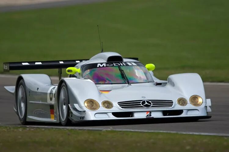 Мерседес ле ман. Мерседес clk gtr ле ман. Мерседес 24 леман. Mercedes clk gtr 1999. Мерседес леман 1999.