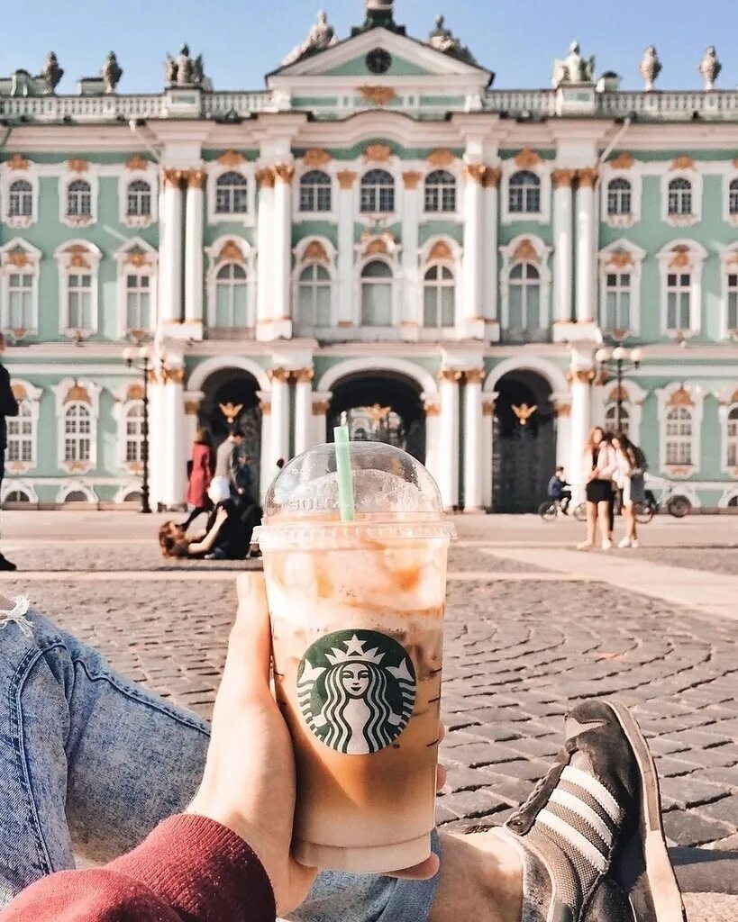 Инстом питер. Кофе питер. фотосессия в питере с кофе. петербург инстаграм. питер инста.