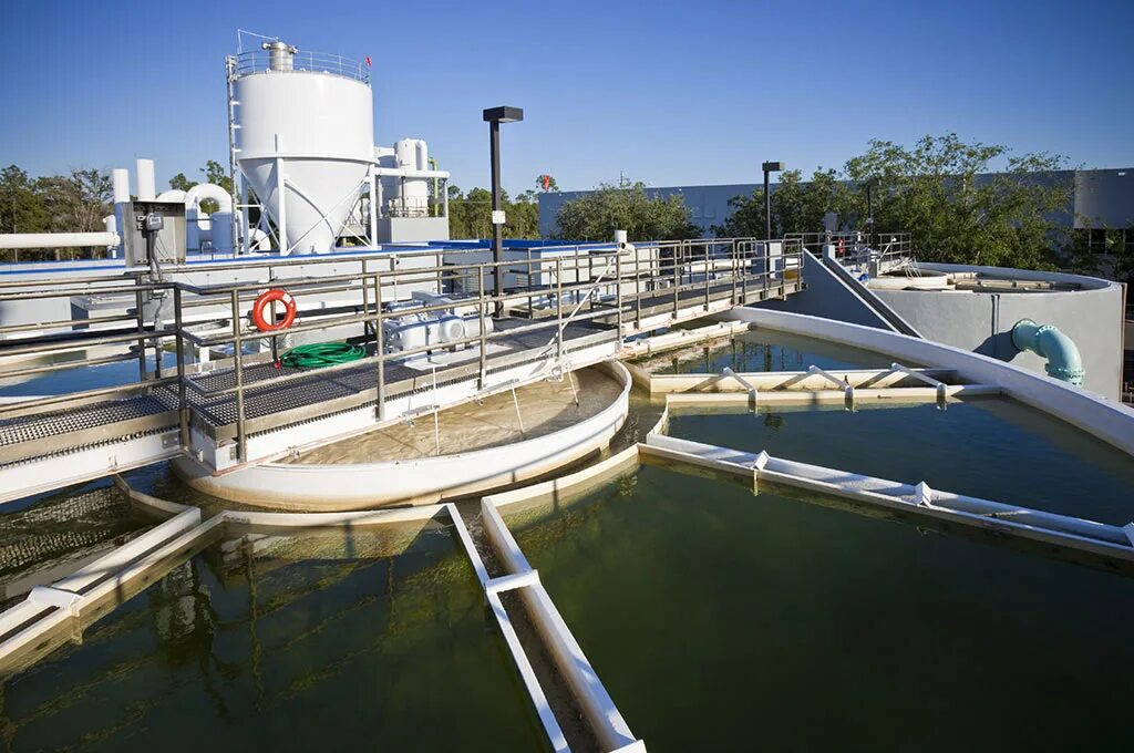Wastewater treatment Plant. Вода в промышленности. Водоснабжение в промышленности. Водоснабжение населения.