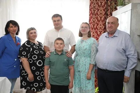 Семья виталия хоценко