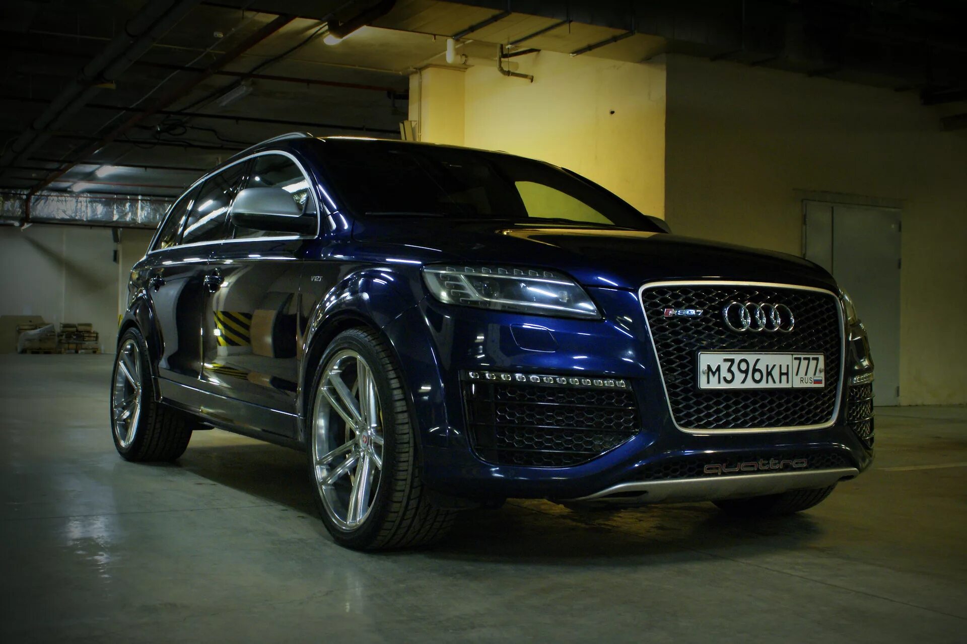 Ауди q7. Audi q7 Mansory. Audi RS q7. Audi q7 Sport. Audi q7 1.