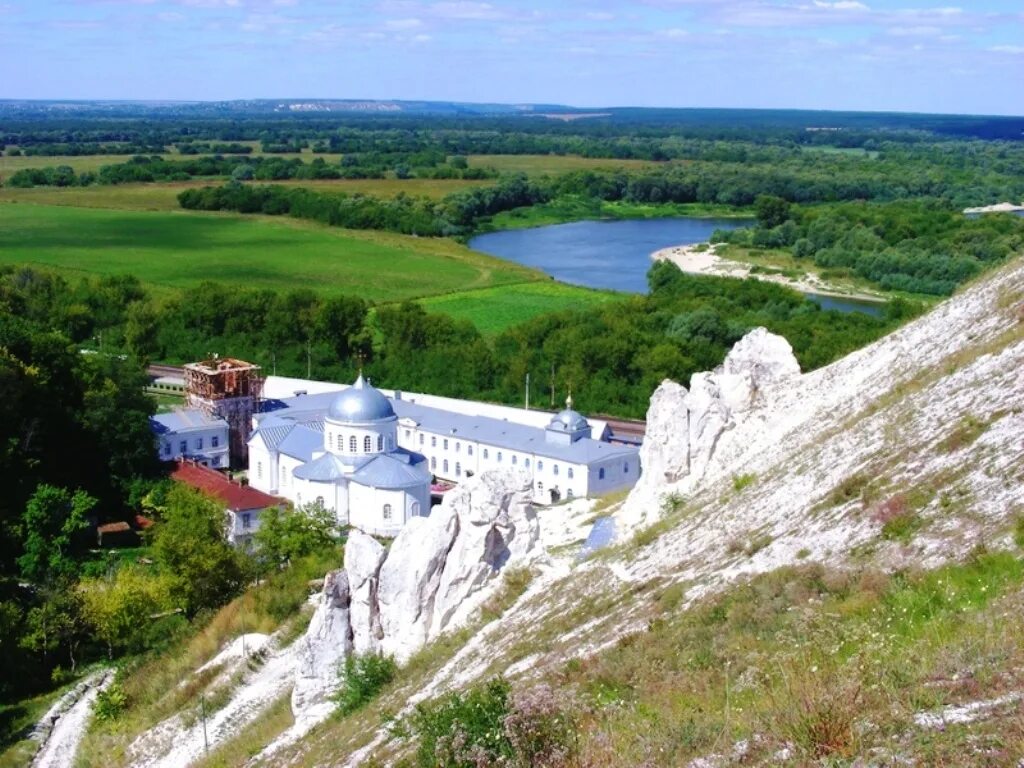 В начале 2012 года в воронежской области. Дивногорье музей-заповедник. Природный архитектурно-археологический музей-заповедник Дивногорье. Музей-заповедник Дивногорье в Воронежской. Дивногорский заповедник в Воронежской области.