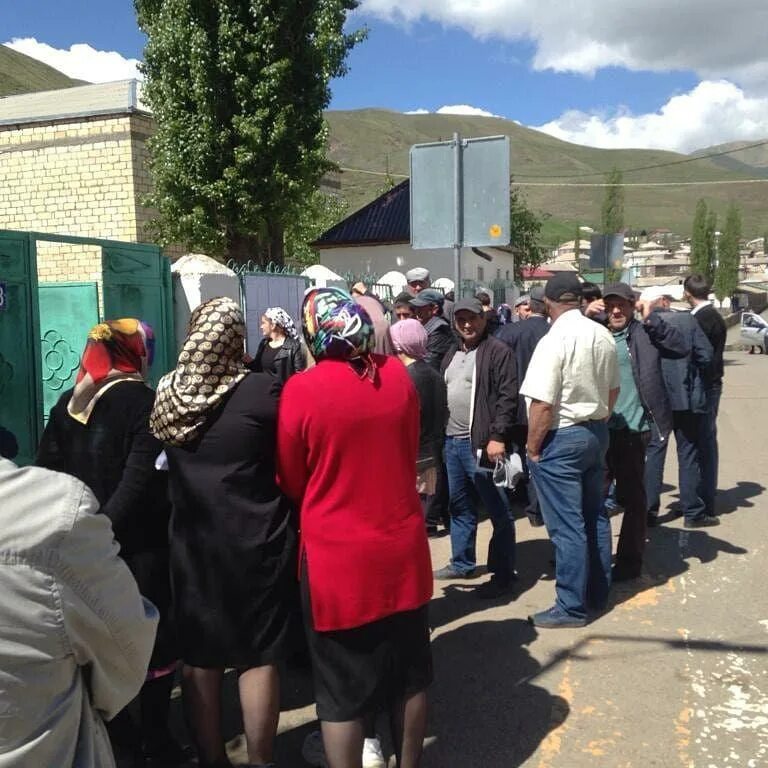 С тпиг агульский район республика дагестан. Шахматный турнир памяти учителей школы агул. Расписание намаза в москве. Агульский район село тпиг. Агульский район село фите школа.