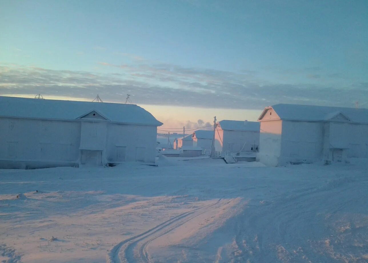 Строго северный. Строго северный. Полярная сова тюрьма ик 18. Озеро волго тверская. Ик-18 «полярная сова» в поселке харп.