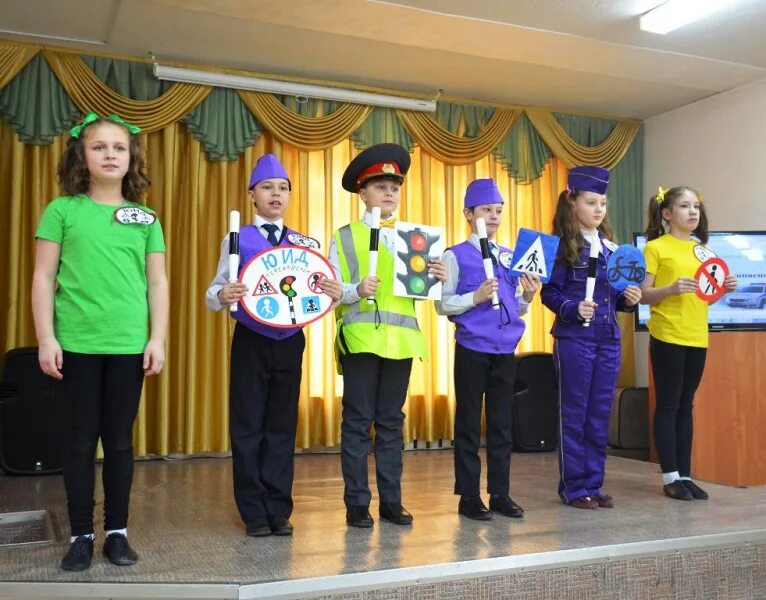 Агитбригада класса. Форма отряда юид. агитбригада отряда юид. конкурс отрядов юид. костюмы для агитбригады.