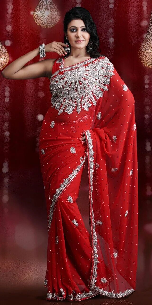 Индийское Сари красное. Индийское Сари красное свадебное. Индийское свадебное платье красное Сари. Сари Махараштры. Елочка магия сари
